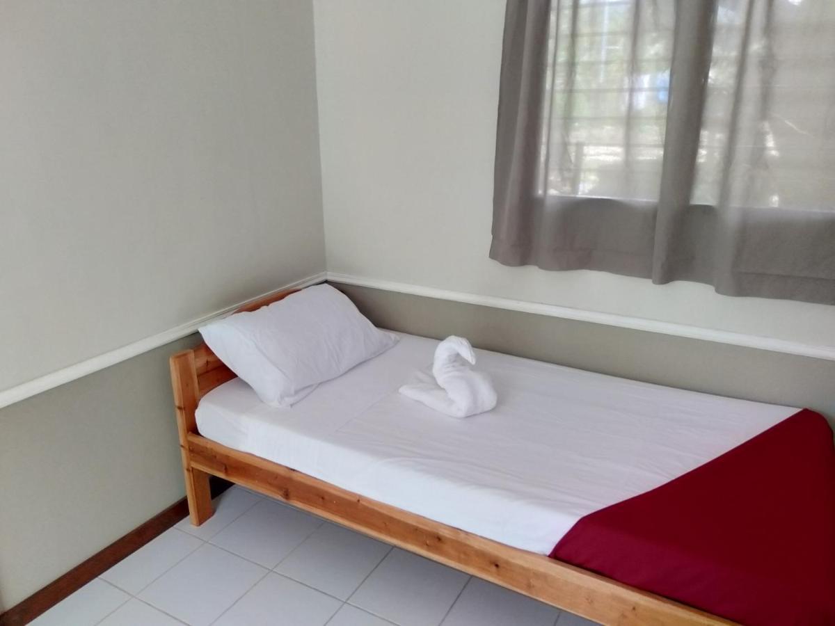 Albergue Banamboo Badian Exterior foto