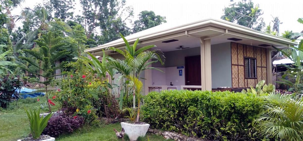 Albergue Banamboo Badian Exterior foto