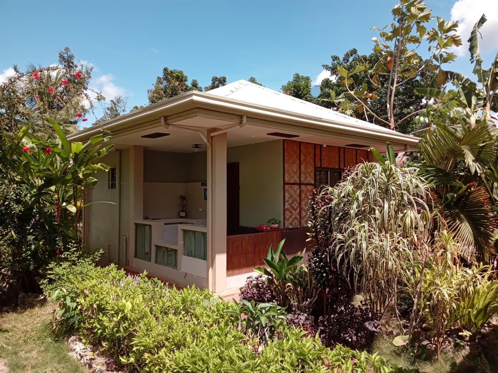 Albergue Banamboo Badian Exterior foto